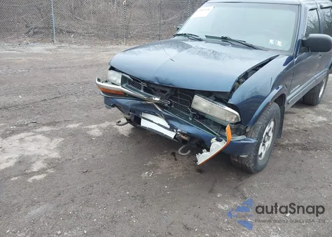 2002 Chevrolet Blazer Ls from USA, damaged, VIN 1GNDT13W72K240577